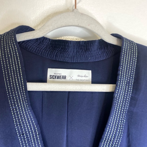 Mucinex's Sickwear x Steven Alan The great Eros Revisable pajama top - Picture 7 of 10